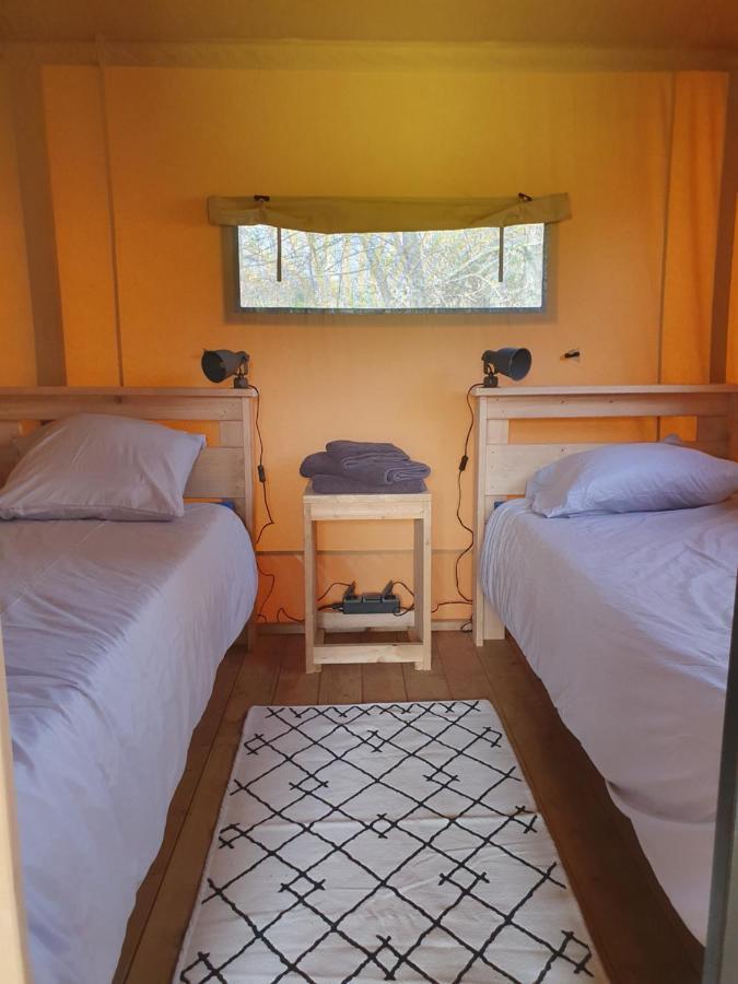 Luxury Safari Tents At Moulin Du Pommier Glamping & Camping Saulgond Exterior foto