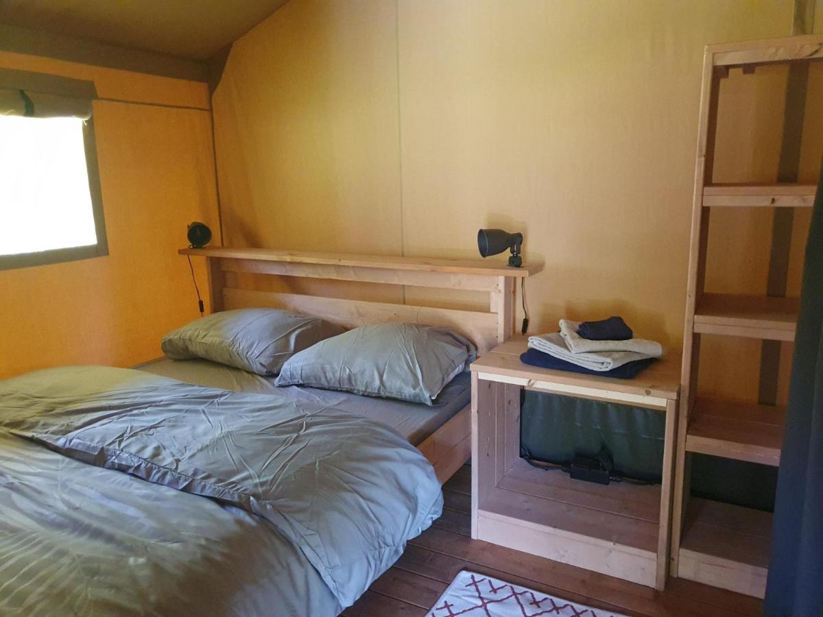 Luxury Safari Tents At Moulin Du Pommier Glamping & Camping Saulgond Exterior foto