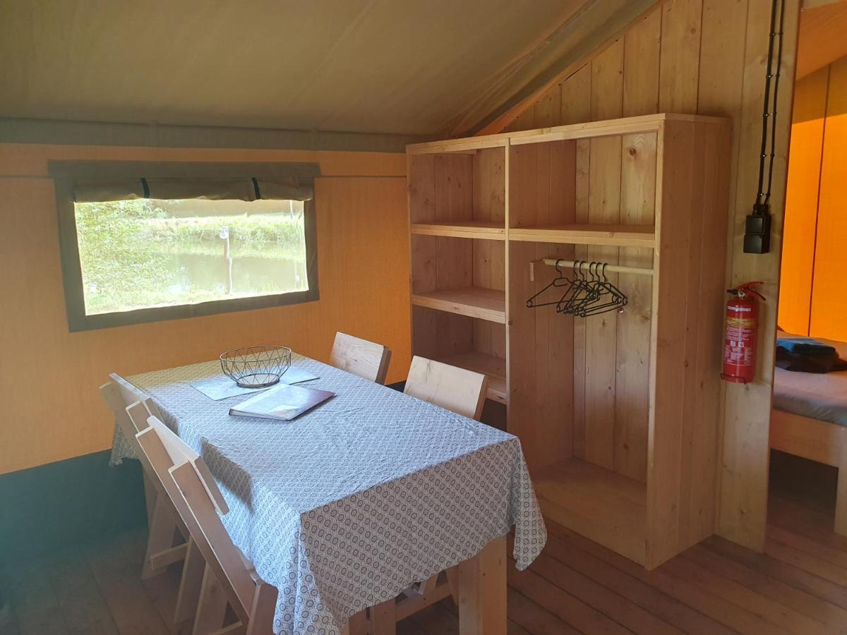 Luxury Safari Tents At Moulin Du Pommier Glamping & Camping Saulgond Exterior foto